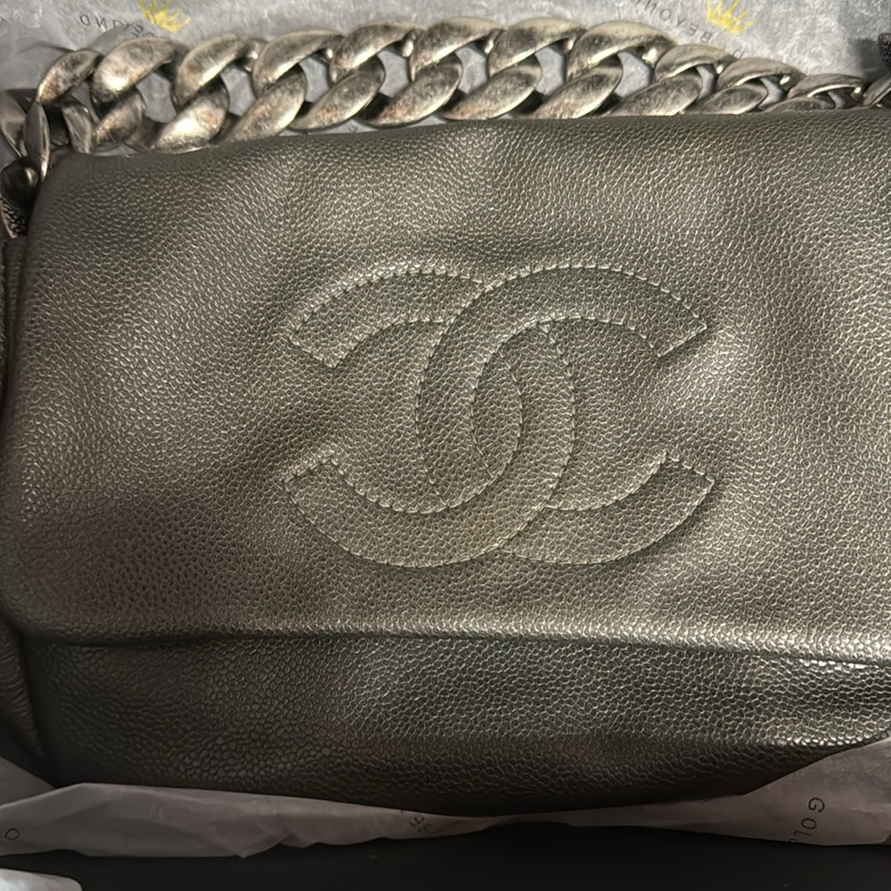 Chanel flap over bag black with silver tint
